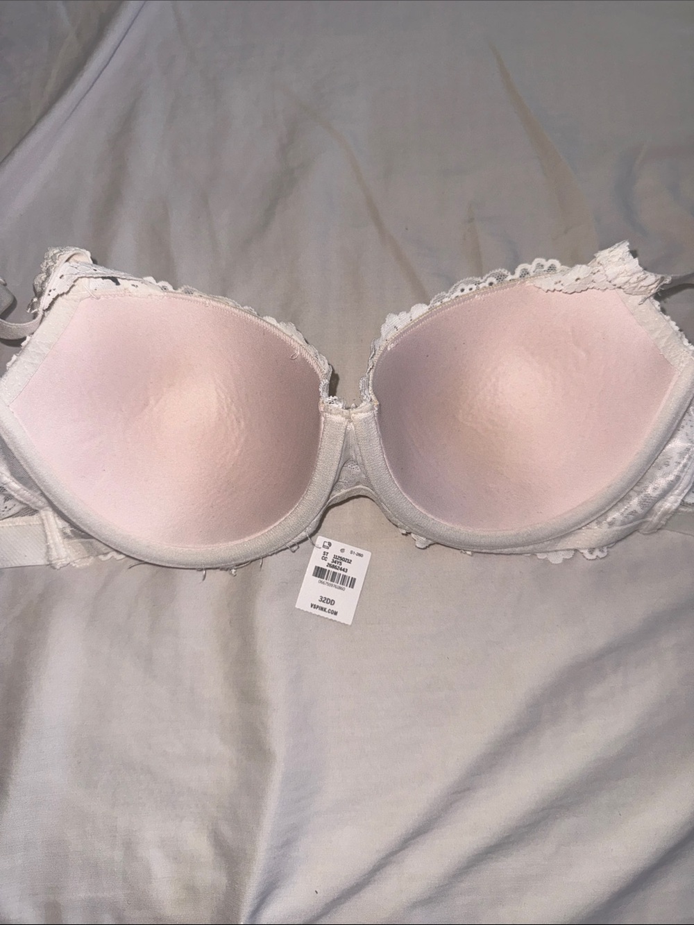 PINK Victoria's Secret White Lace Push-Up Bra - Picture 2 of 4